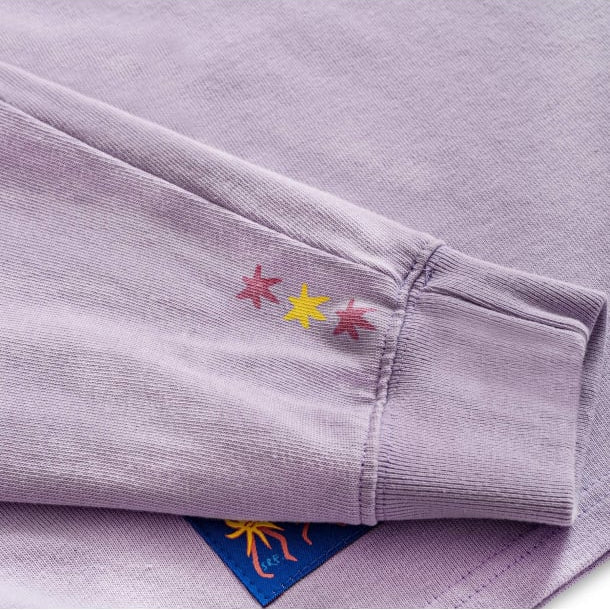 Lila longsleevezoom met sterrenborduursels en zichtbare stiknaad