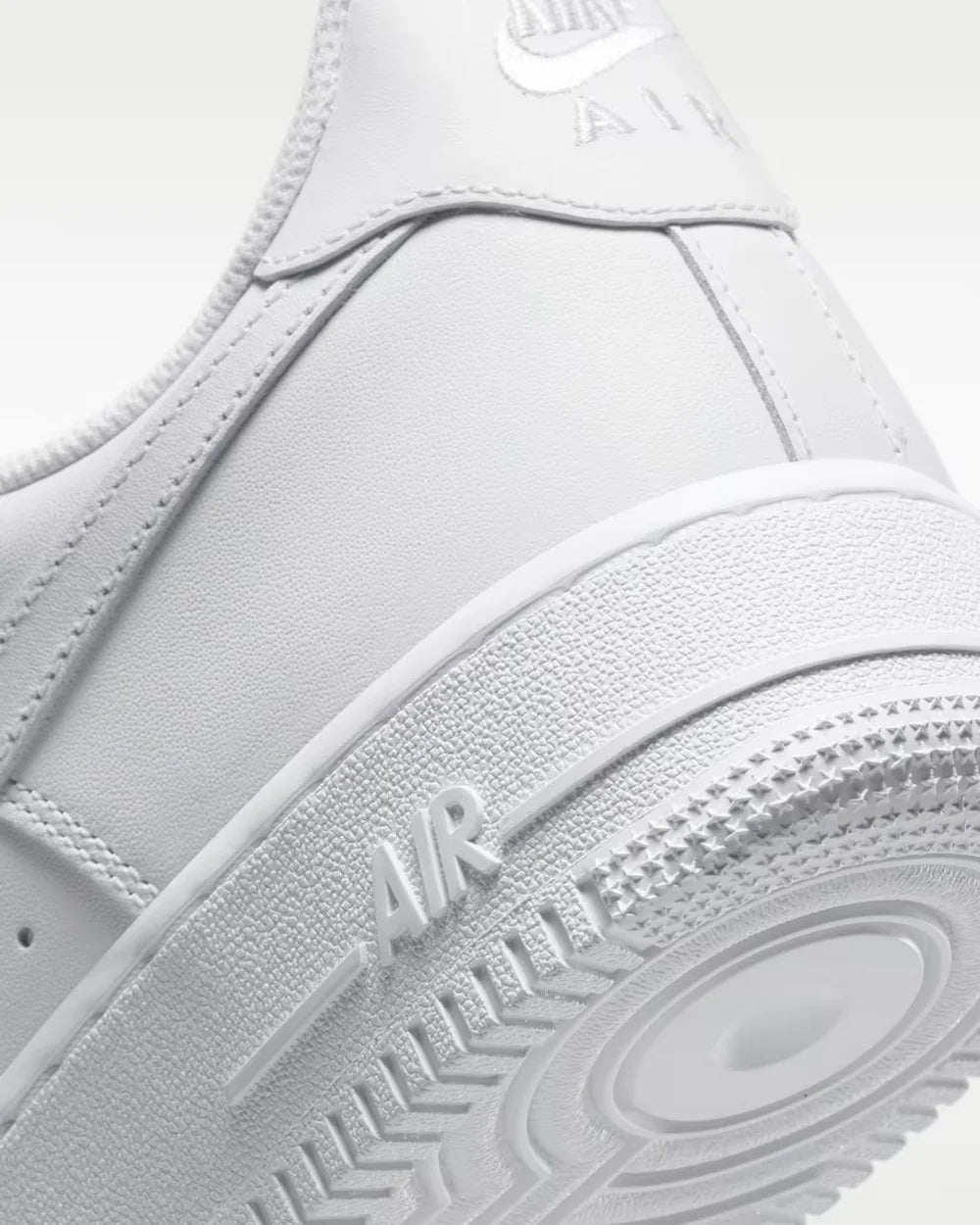 Air Force 1 '07 - Triple White