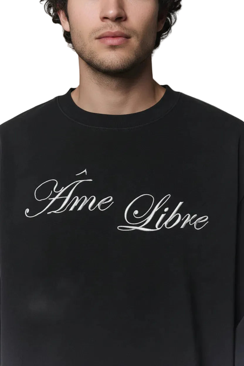 Donkere longsleeve met grote 'Âme Libre' borstprint en ronde hals