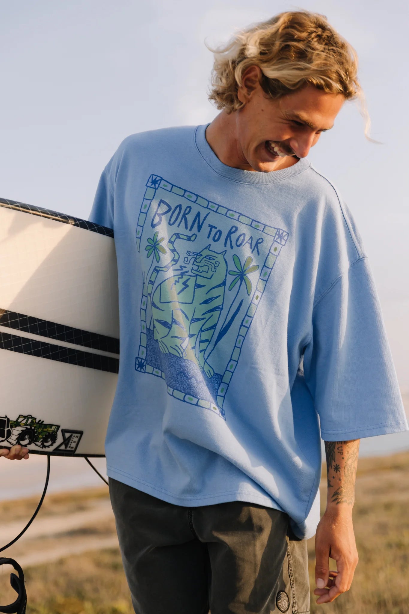 Born To Roar Box Tee - Denim Blue - Surf.inc | LAB10STREETWEAR