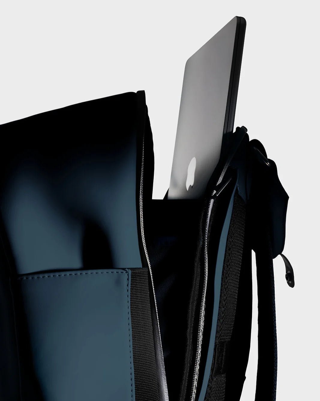 De Backpack - Navy - Bagga | LAB10STREETWEAR