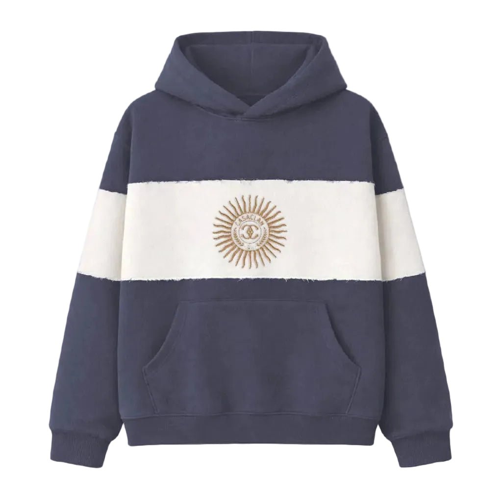 Hoodie met capuchon, donkerblauw en wit, embleem op borst in midden