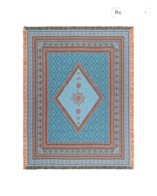Blauwe keerszijde van sierdeken met ruitmotief en decoratieve bies