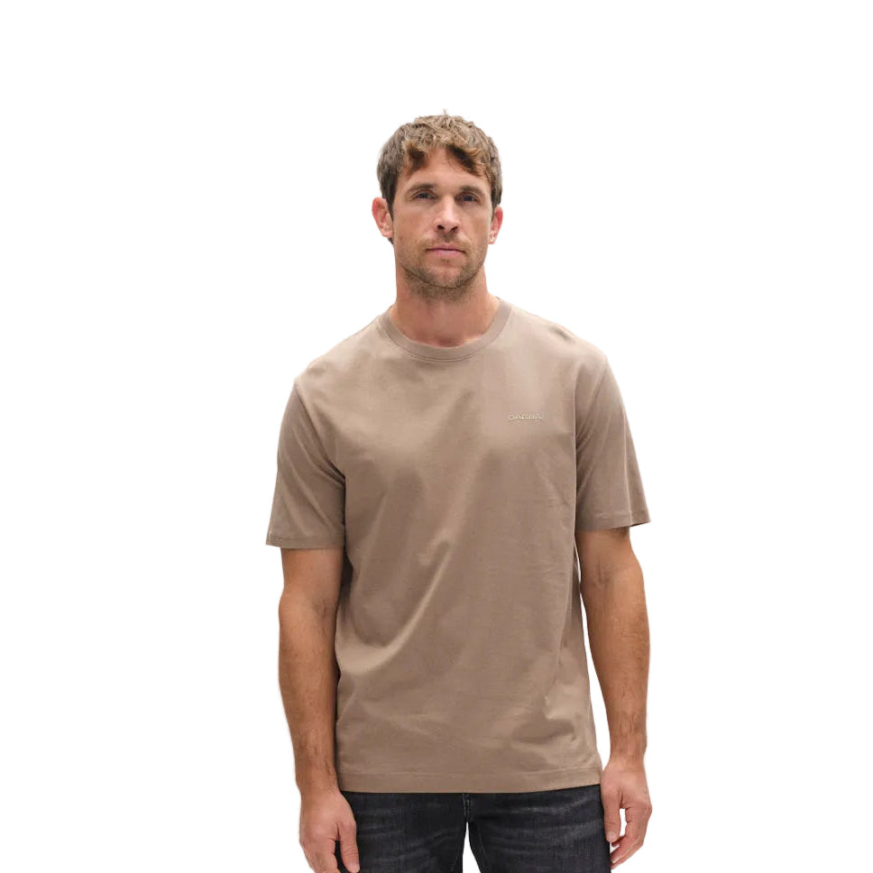 Taupekleurig T-shirt met ronde hals en borstlogo
