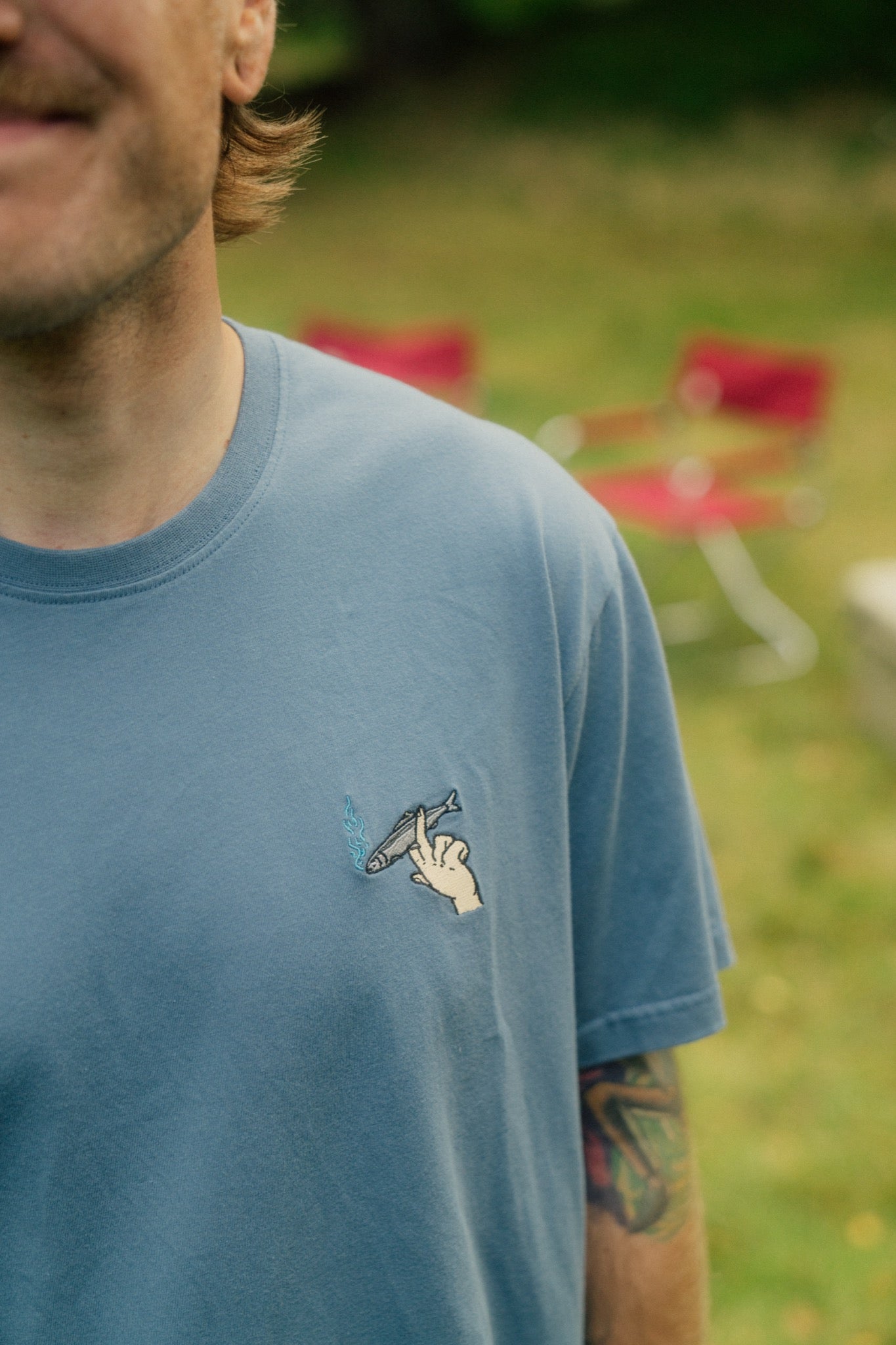 Mini Smoking Fish Hand T-Shirt - Bering Sea - Lakor | LAB10STREETWEAR
