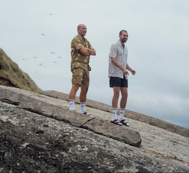 Korte broek met vogelprint, losse pasvorm