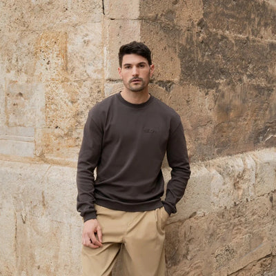 Club 24 Essential Longsleeve - Club chocolate - lab10menswear.nl
