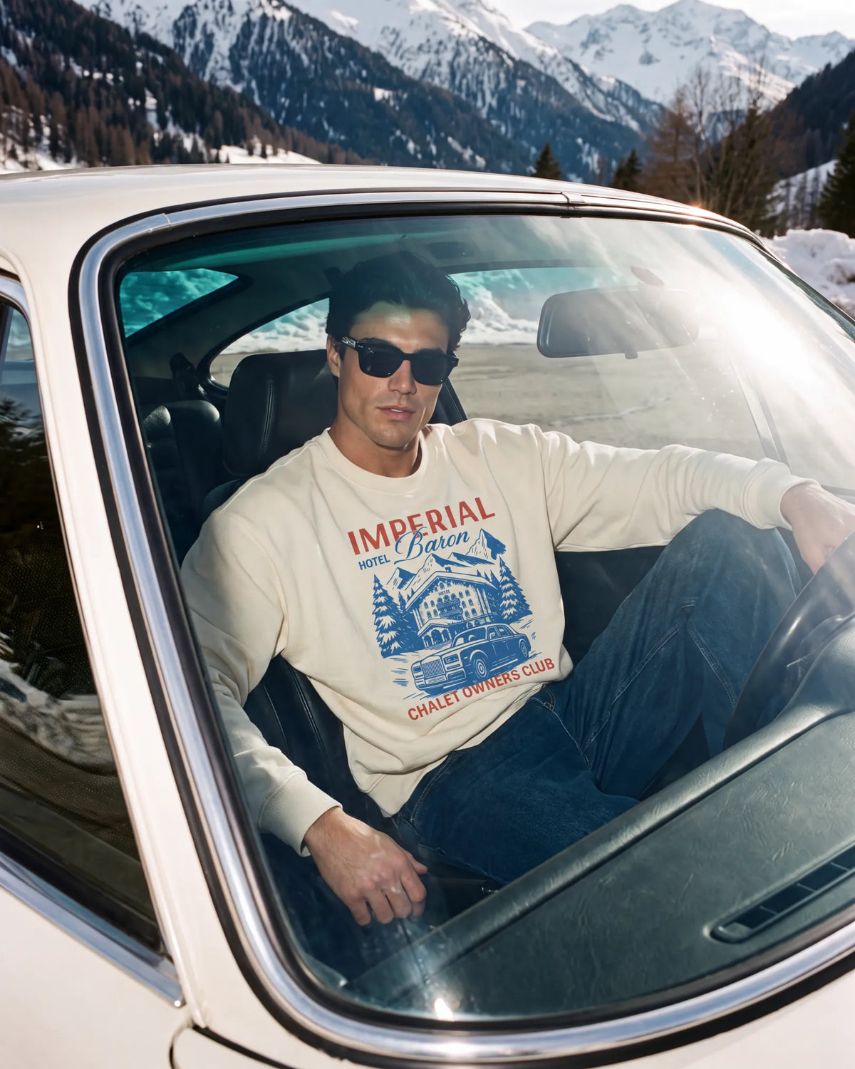 Baron Filou Oversized Pullover Imperial Hotel - Off White