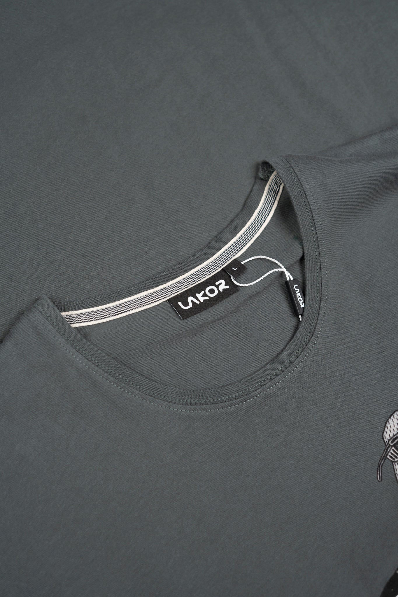 Sun Camper T-Shirt - Urban Chic - Lakor | LAB10STREETWEAR