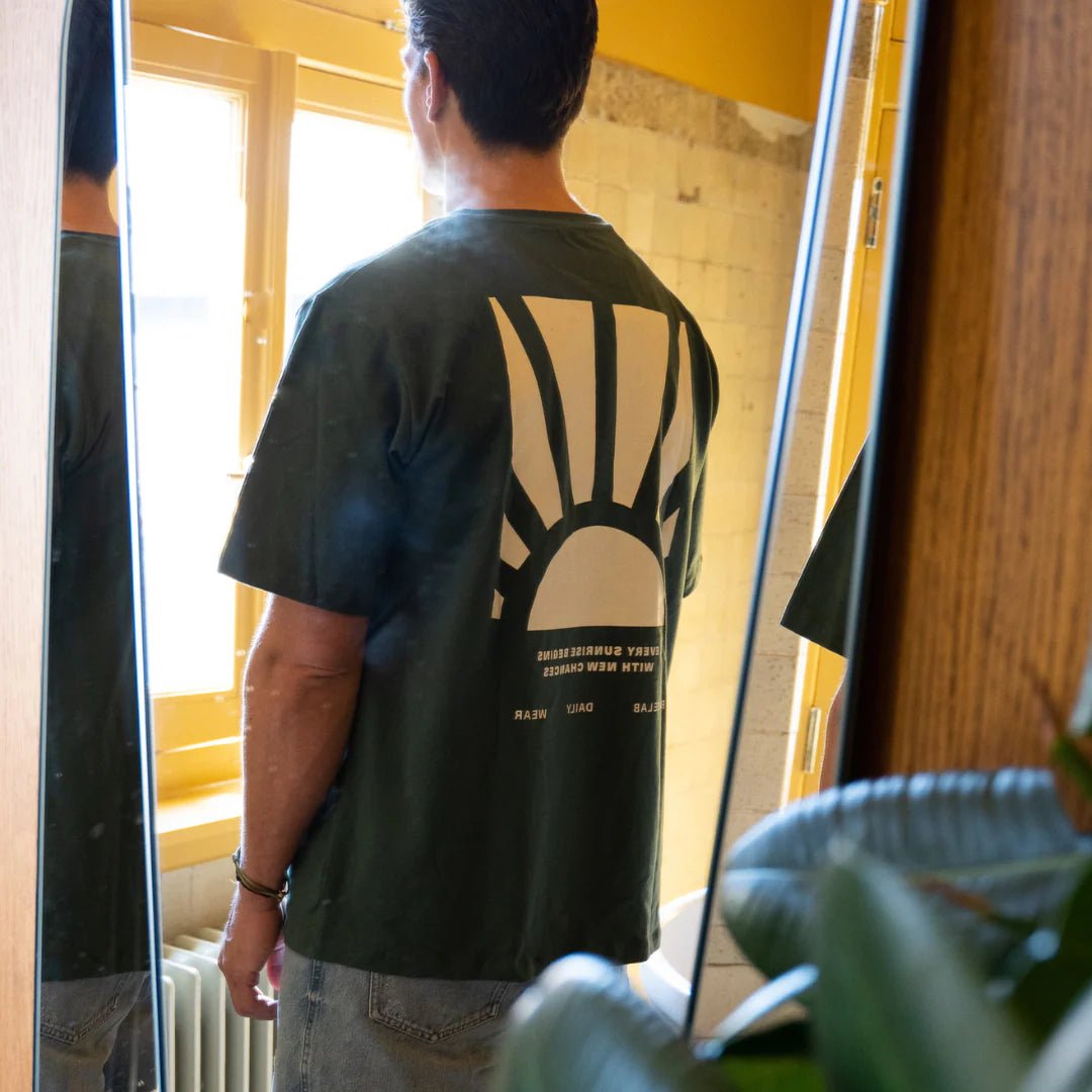 Sunrise T-Shirt - Groen - Baselab | LAB10STREETWEAR