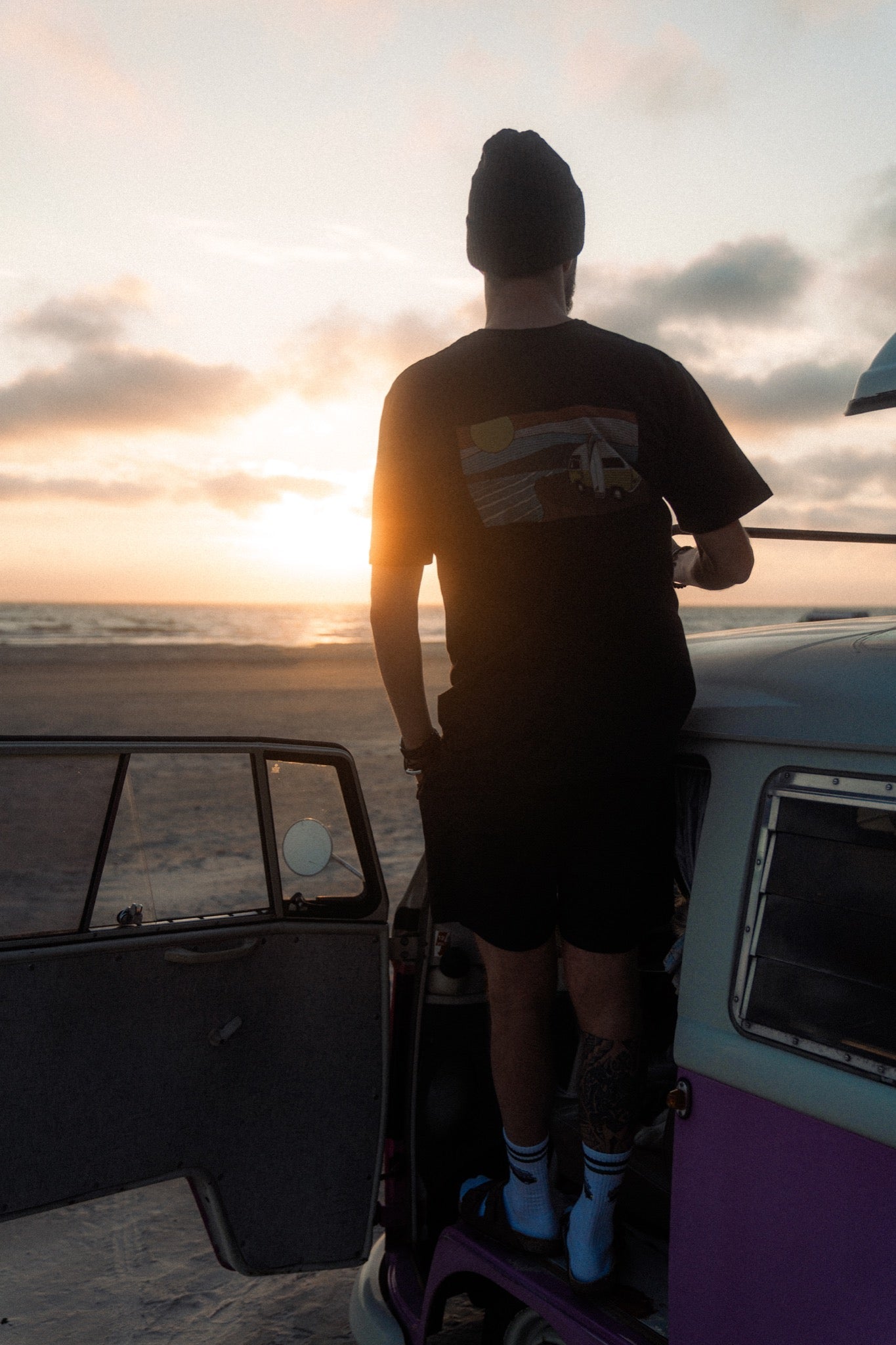 Trippin'  T-Shirt - Moonless Night - Lakor | LAB10STREETWEAR